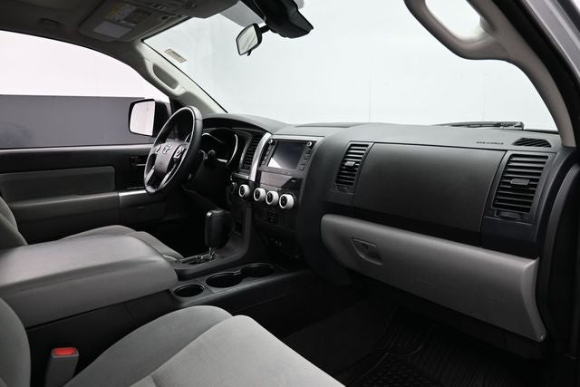2022 Toyota Sequoia SR5