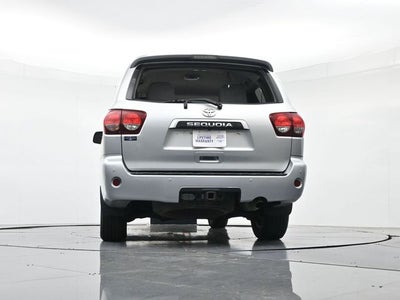 2022 Toyota Sequoia SR5