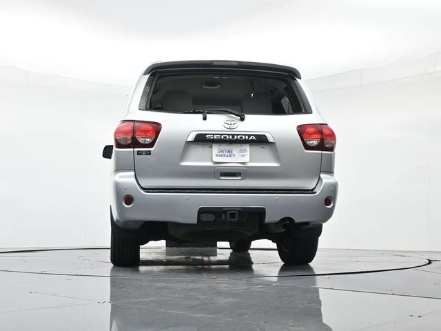 2022 Toyota Sequoia SR5