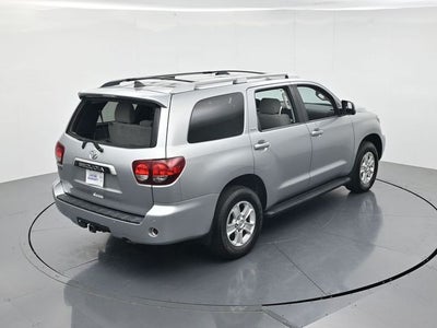 2022 Toyota Sequoia SR5