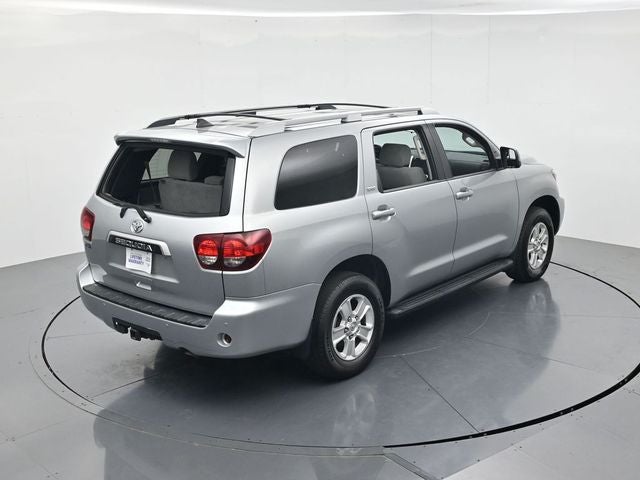 2022 Toyota Sequoia SR5