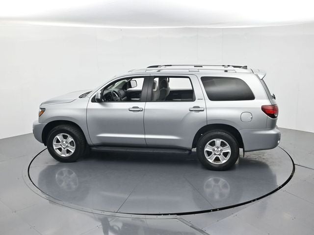 2022 Toyota Sequoia SR5