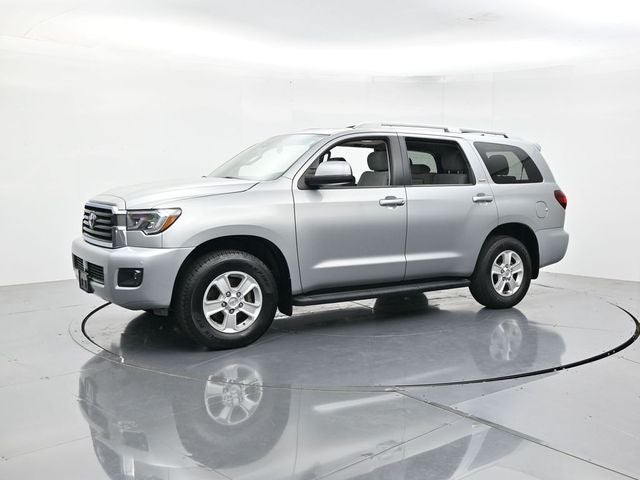 2022 Toyota Sequoia SR5