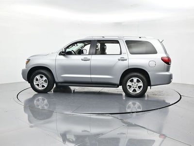 2022 Toyota Sequoia SR5