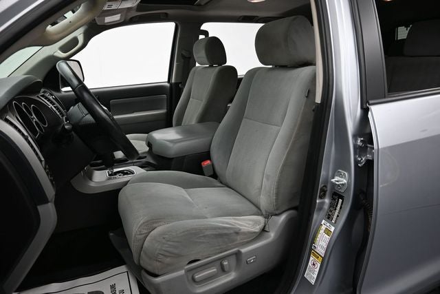 2017 Toyota Sequoia SR5 5.7L