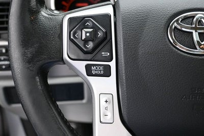 2017 Toyota Sequoia SR5 5.7L