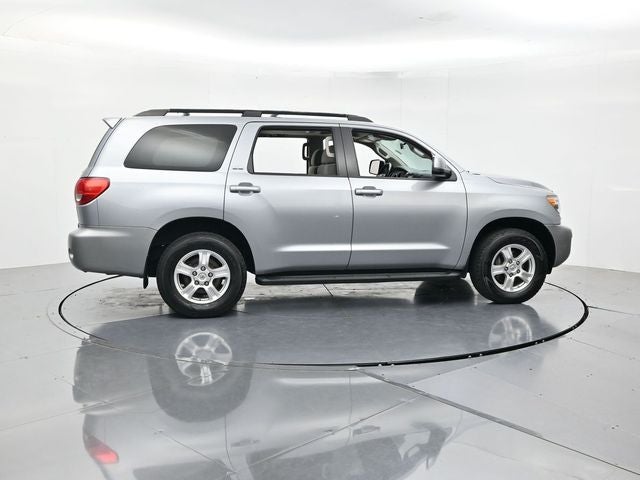 2017 Toyota Sequoia SR5 5.7L