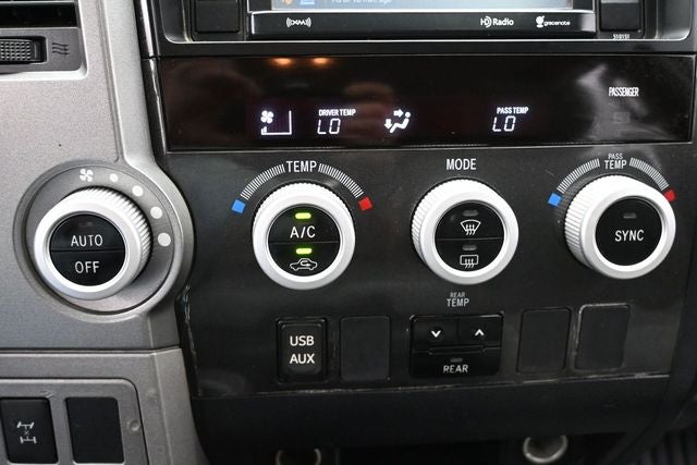 2017 Toyota Sequoia SR5 5.7L