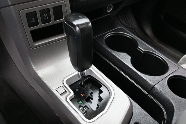 2017 Toyota Sequoia SR5 5.7L