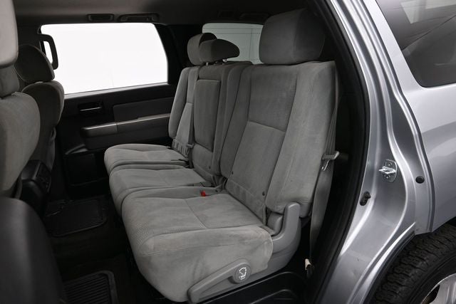 2017 Toyota Sequoia SR5 5.7L