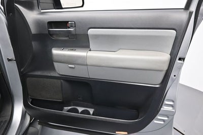 2017 Toyota Sequoia SR5 5.7L