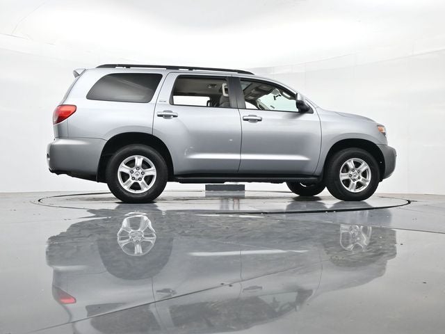 2017 Toyota Sequoia SR5 5.7L