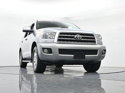 2017 Toyota Sequoia SR5 5.7L