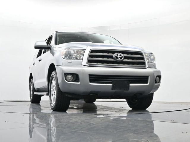 2017 Toyota Sequoia SR5 5.7L