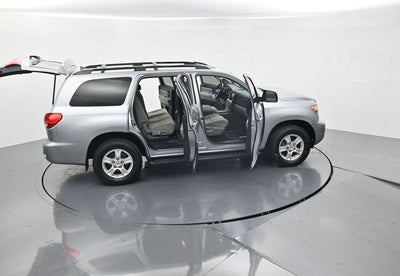 2017 Toyota Sequoia SR5 5.7L