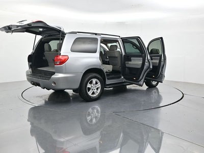 2017 Toyota Sequoia SR5 5.7L
