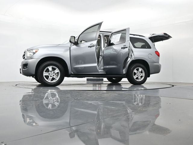 2017 Toyota Sequoia SR5 5.7L