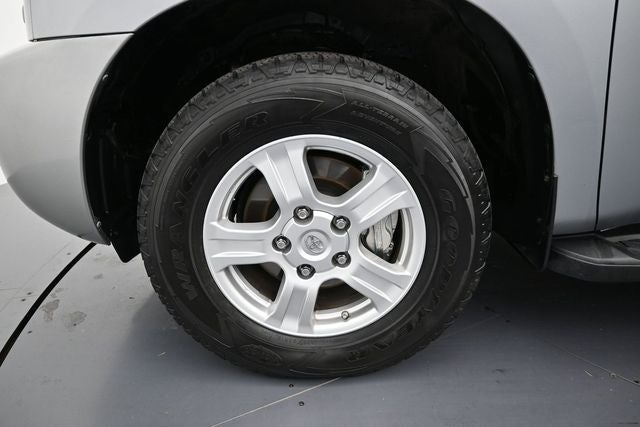 2017 Toyota Sequoia SR5 5.7L