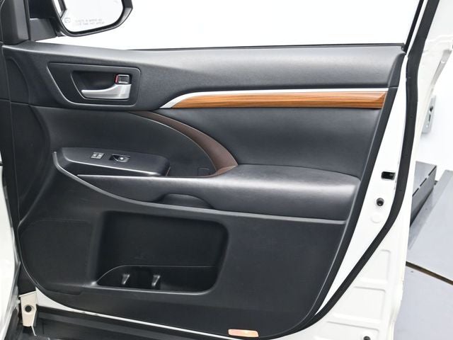 2017 Toyota Highlander Limited Platinum