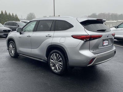 2020 Toyota Highlander Hybrid Platinum
