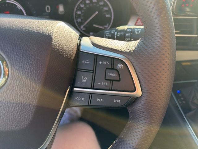 2024 Toyota Sienna Platinum 7 Passenger