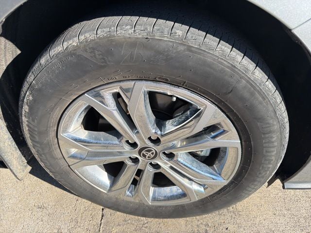 2024 Toyota Sienna Platinum 7 Passenger