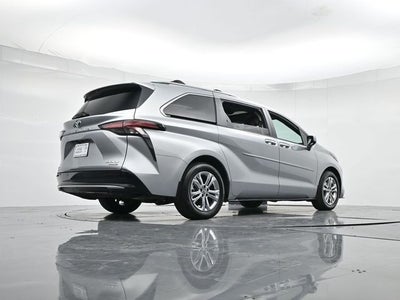2024 Toyota Sienna Platinum 7 Passenger