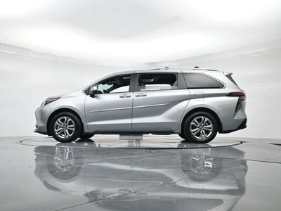 2024 Toyota Sienna Platinum 7 Passenger