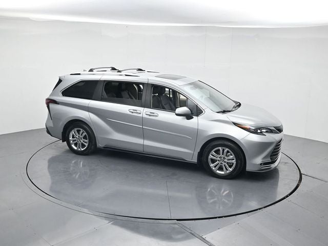 2024 Toyota Sienna Platinum 7 Passenger