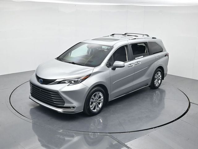2024 Toyota Sienna Platinum 7 Passenger