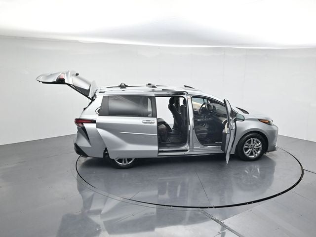 2024 Toyota Sienna Platinum 7 Passenger