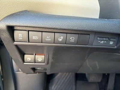 2024 Toyota Sienna Platinum 7 Passenger