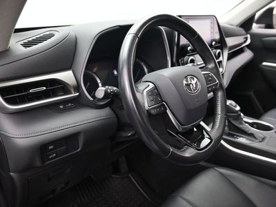 2021 Toyota Highlander Hybrid XLE