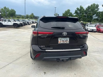 2021 Toyota Highlander XLE