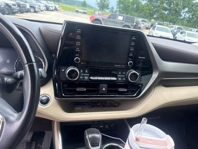 2021 Toyota Highlander XLE