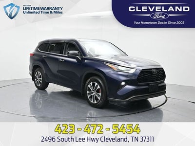 2022 Toyota Highlander XLE