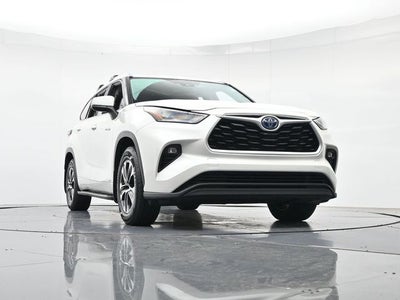 2021 Toyota Highlander Hybrid XLE
