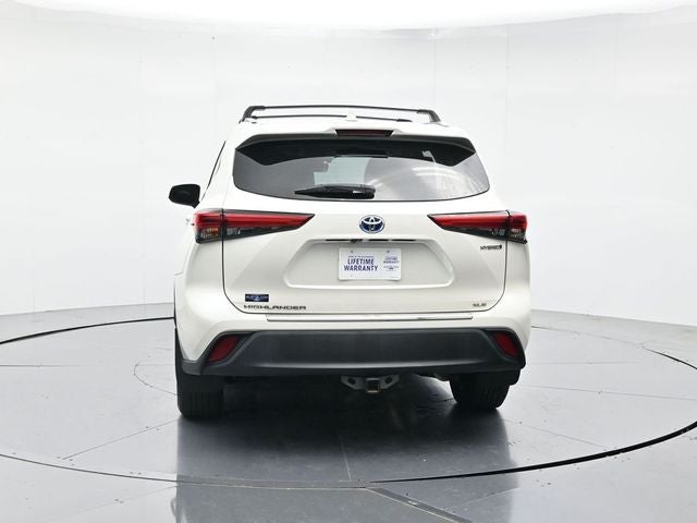 2021 Toyota Highlander Hybrid XLE