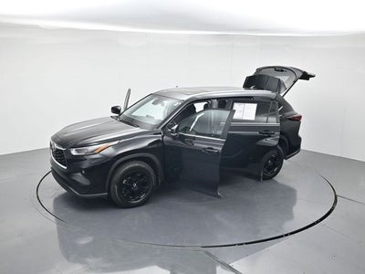 2024 Toyota Highlander XLE