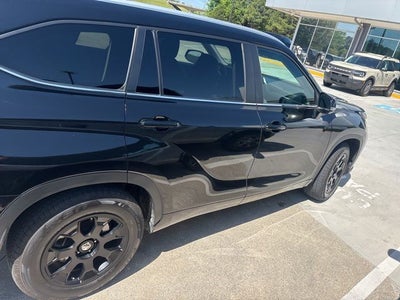 2024 Toyota Highlander XLE