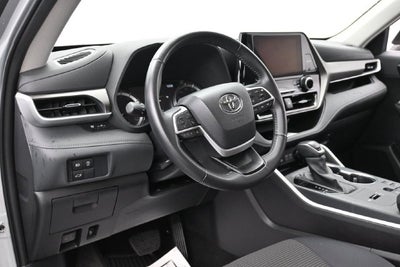 2025 Toyota Highlander LE