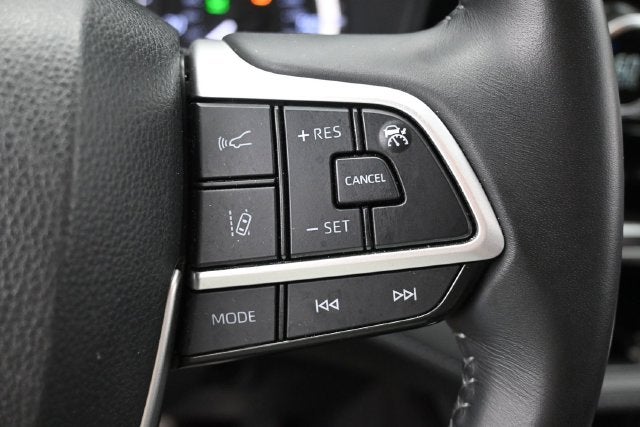 2025 Toyota Highlander LE