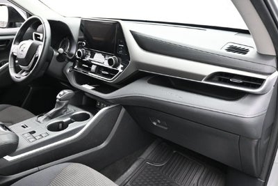 2025 Toyota Highlander LE