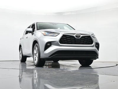 2025 Toyota Highlander LE