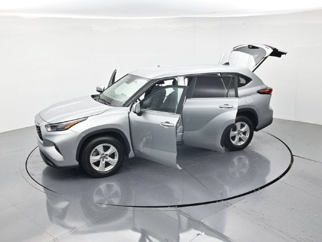 2025 Toyota Highlander LE