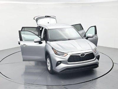 2025 Toyota Highlander LE
