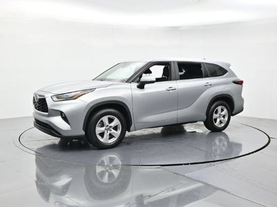2025 Toyota Highlander LE