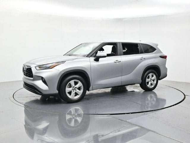 2025 Toyota Highlander LE