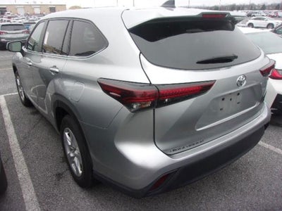 2024 Toyota Highlander LE