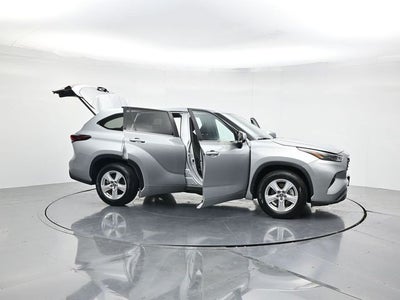 2024 Toyota Highlander LE